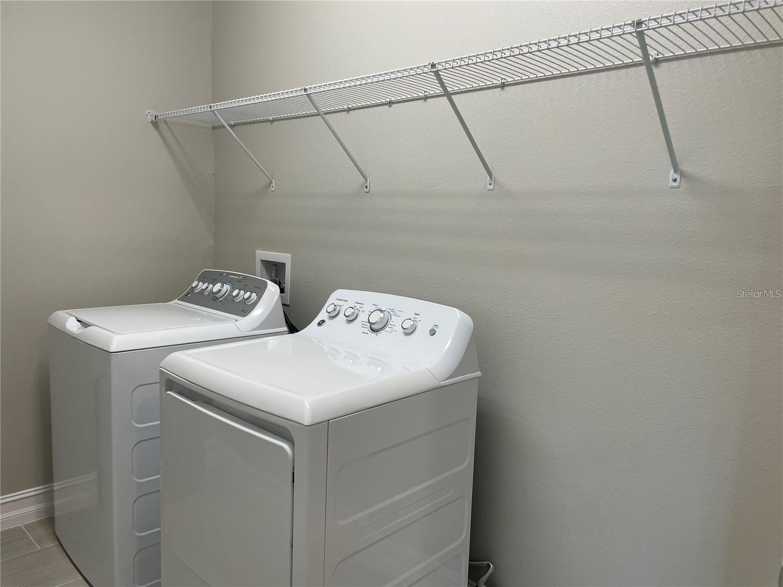 ESTANCIA SORTINO - Residential Lease