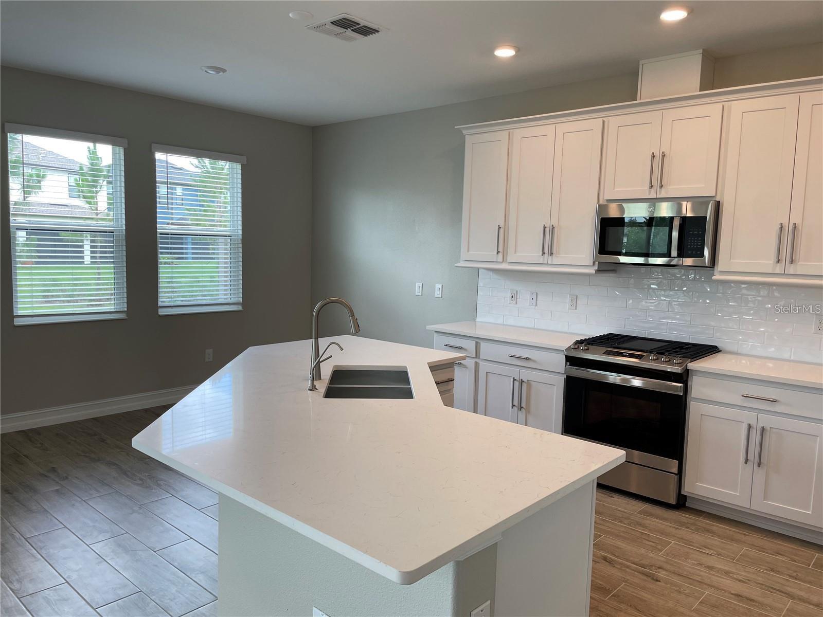 ESTANCIA SORTINO - Residential Lease