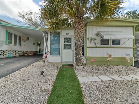 A home in TARPON SPRINGS