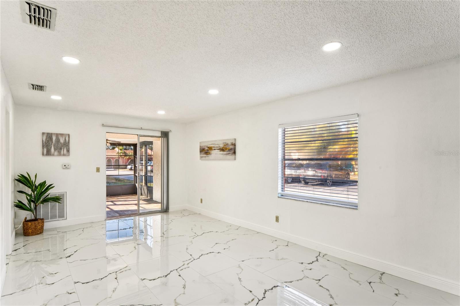 VILLAS OF BONNIE BAY - Residential