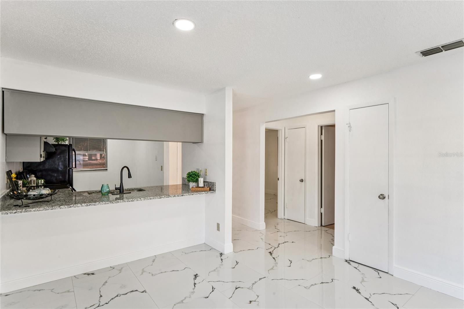 VILLAS OF BONNIE BAY - Residential