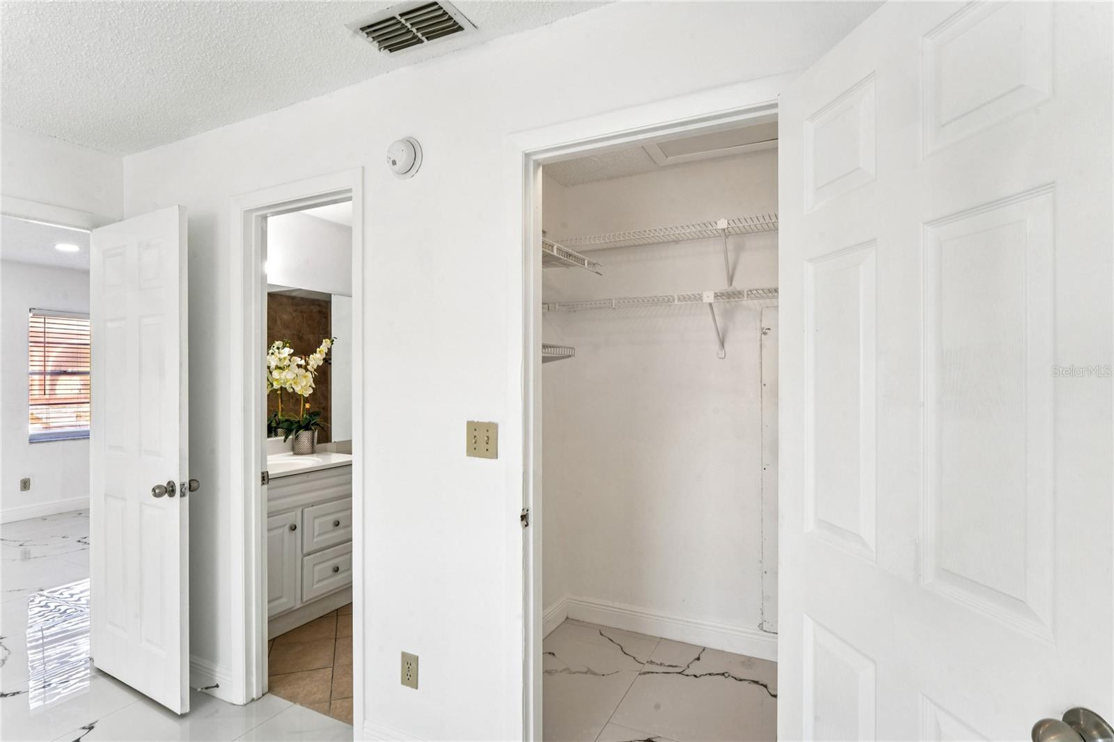 VILLAS OF BONNIE BAY - Residential