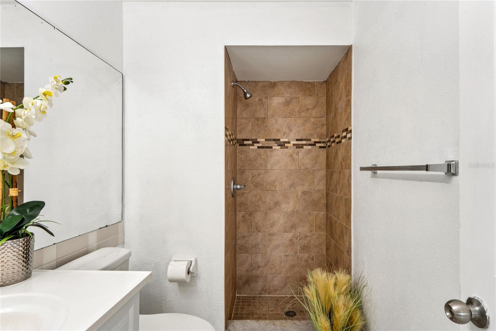 VILLAS OF BONNIE BAY - Residential