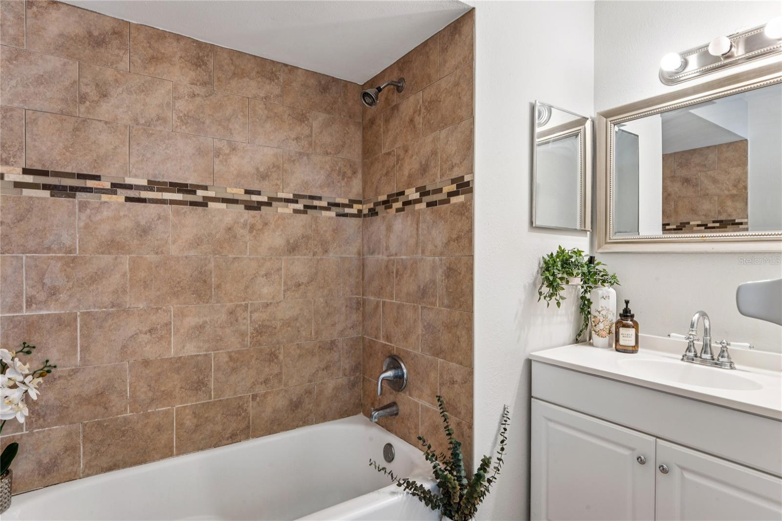 VILLAS OF BONNIE BAY - Residential