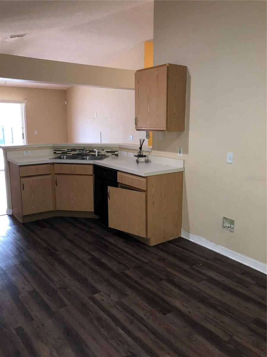 PINES WEST PH 01 - Residential