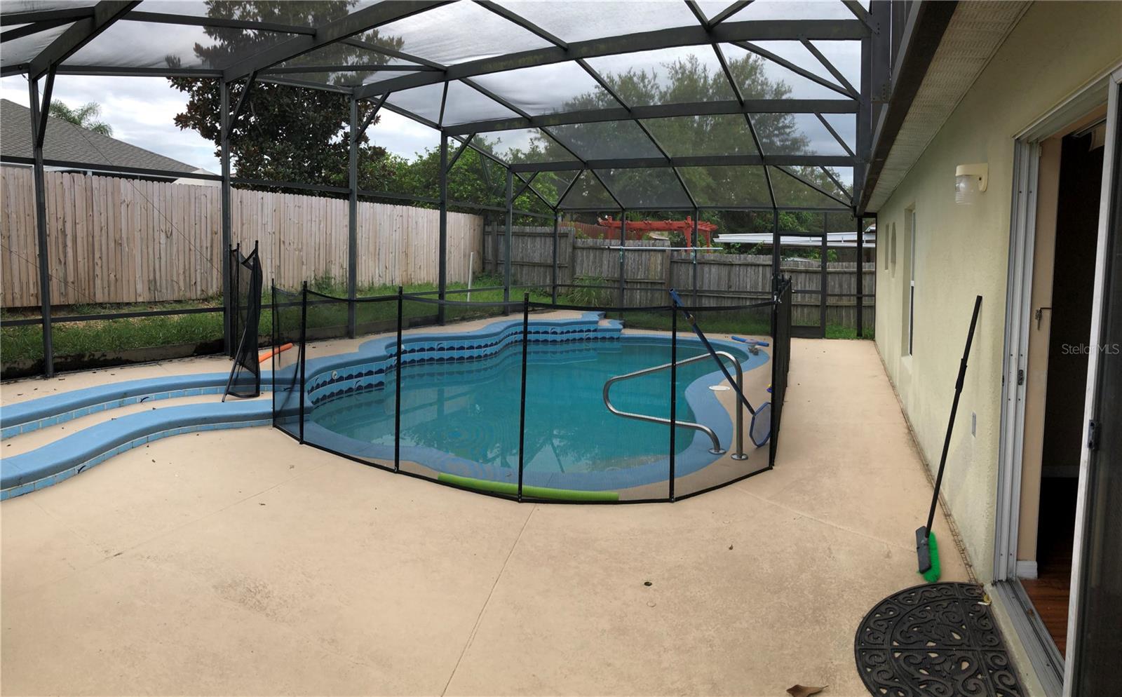 PINES WEST PH 01 - Residential