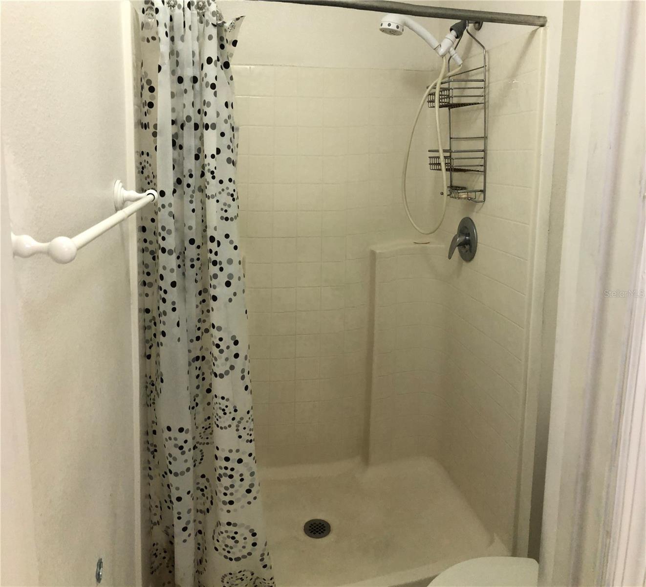 PINES WEST PH 01 - Residential