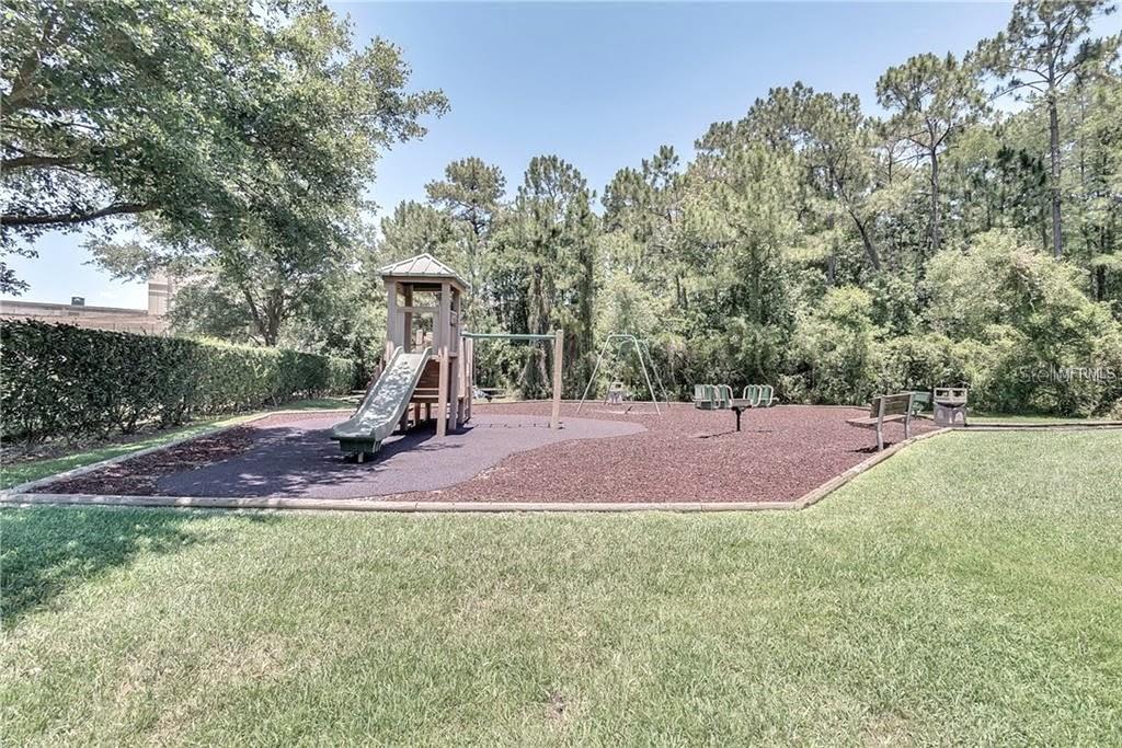 CREST/WATERFORD LAKES - Residential
