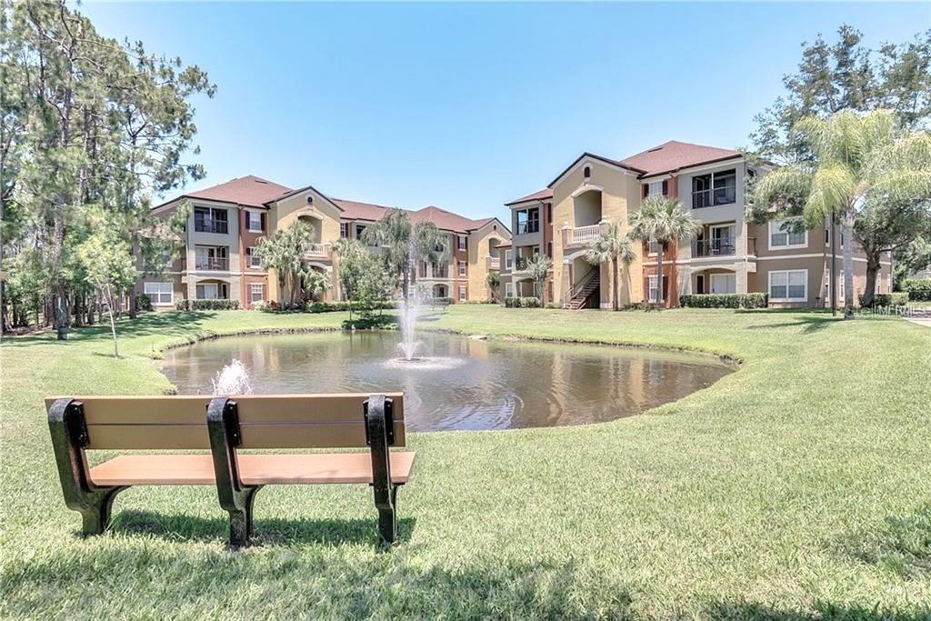 CREST/WATERFORD LAKES - Residential