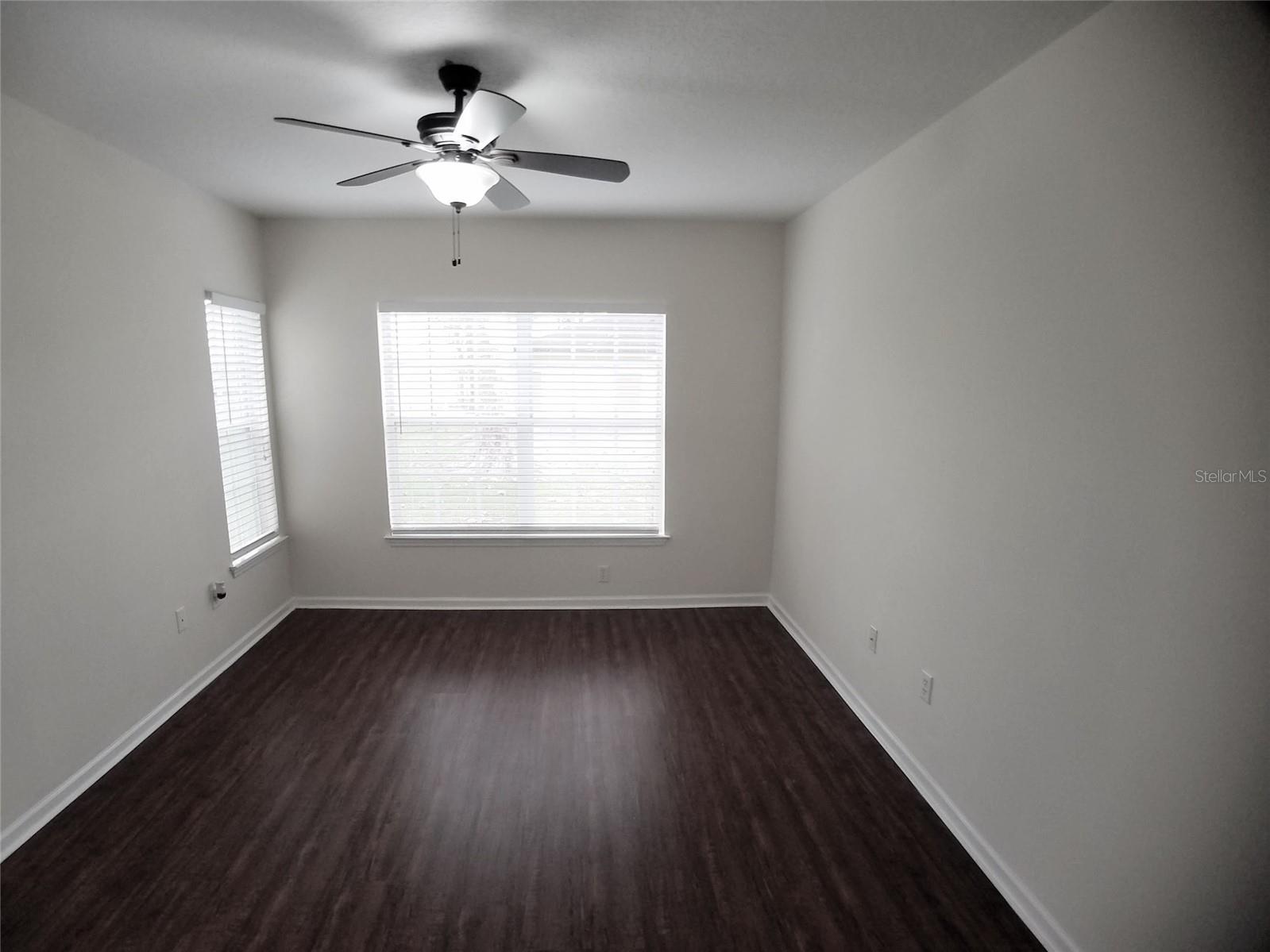 CREST/WATERFORD LAKES - Residential