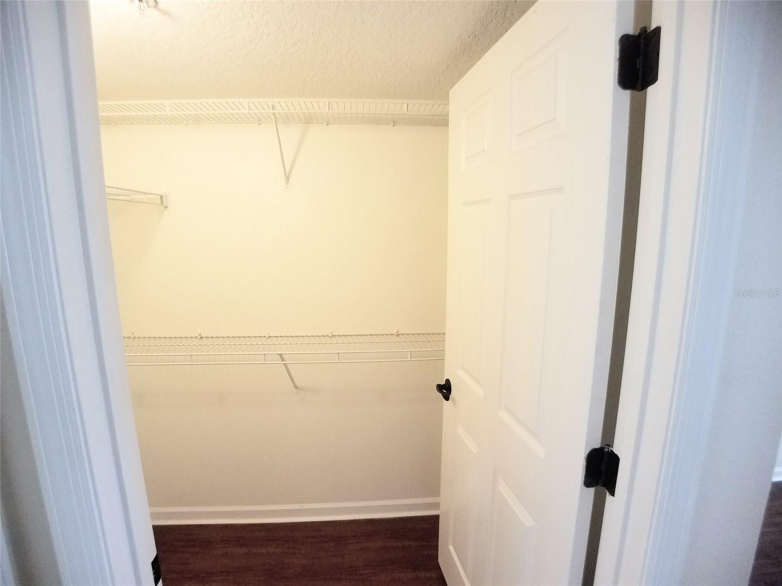 CREST/WATERFORD LAKES - Residential