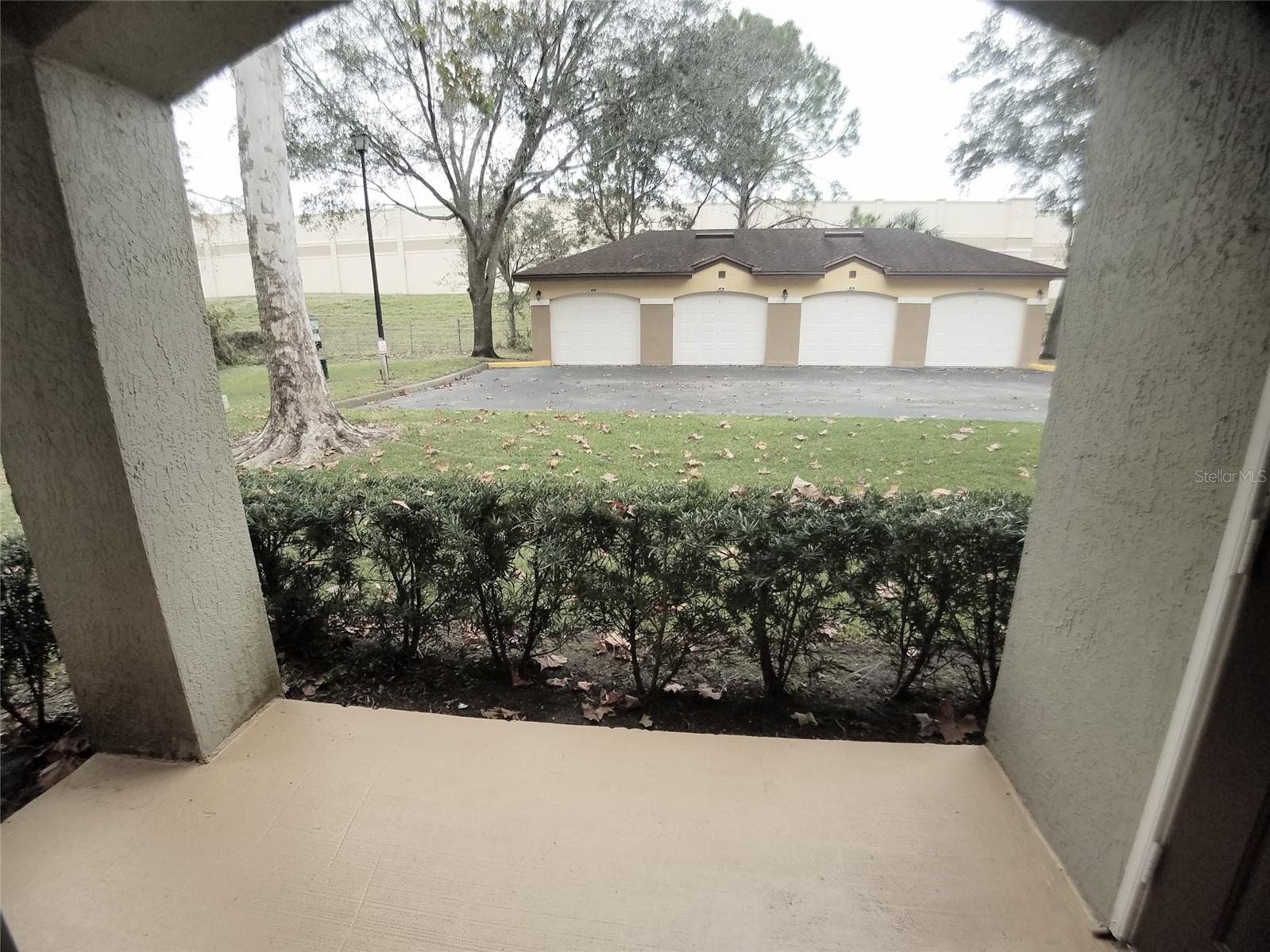 CREST/WATERFORD LAKES - Residential