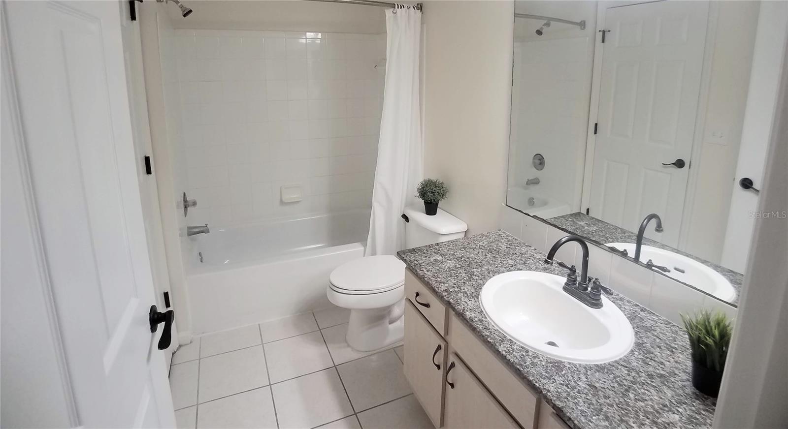 CREST/WATERFORD LAKES - Residential
