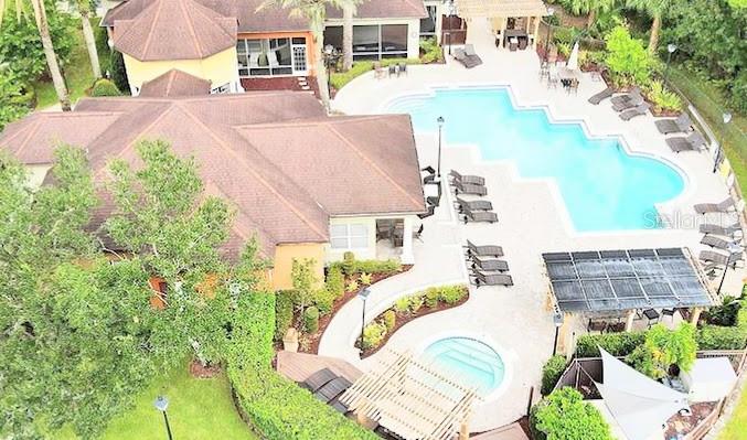 CREST/WATERFORD LAKES - Residential