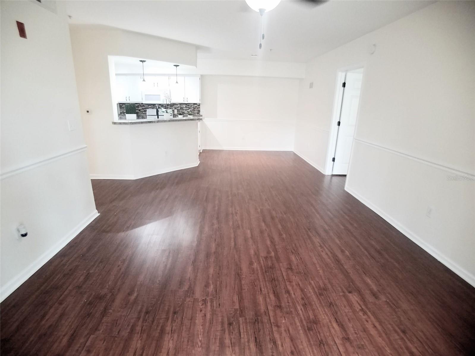 CREST/WATERFORD LAKES - Residential