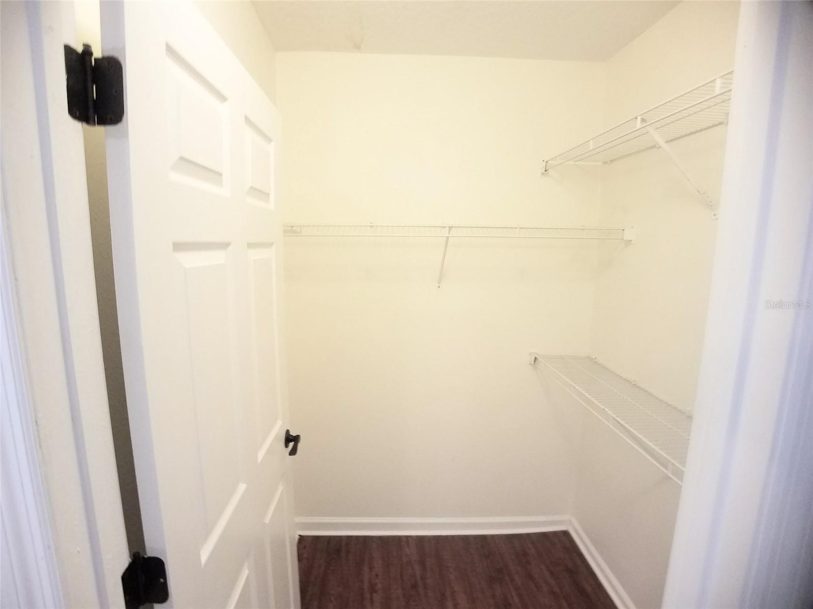 CREST/WATERFORD LAKES - Residential