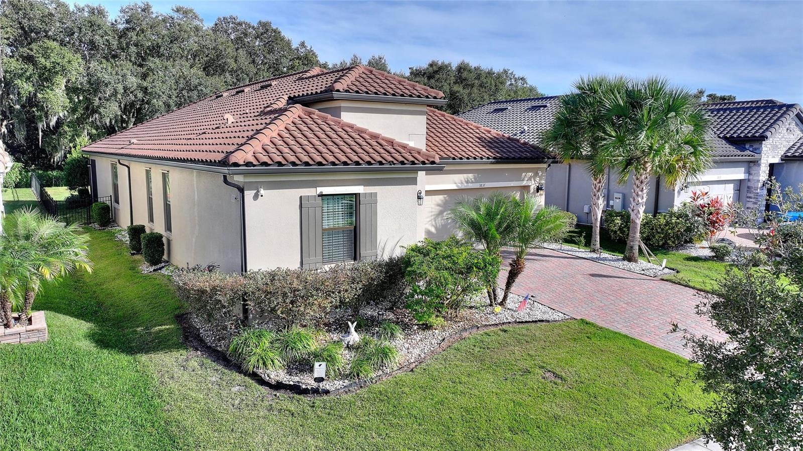 BELLALAGO PH 5J - Residential