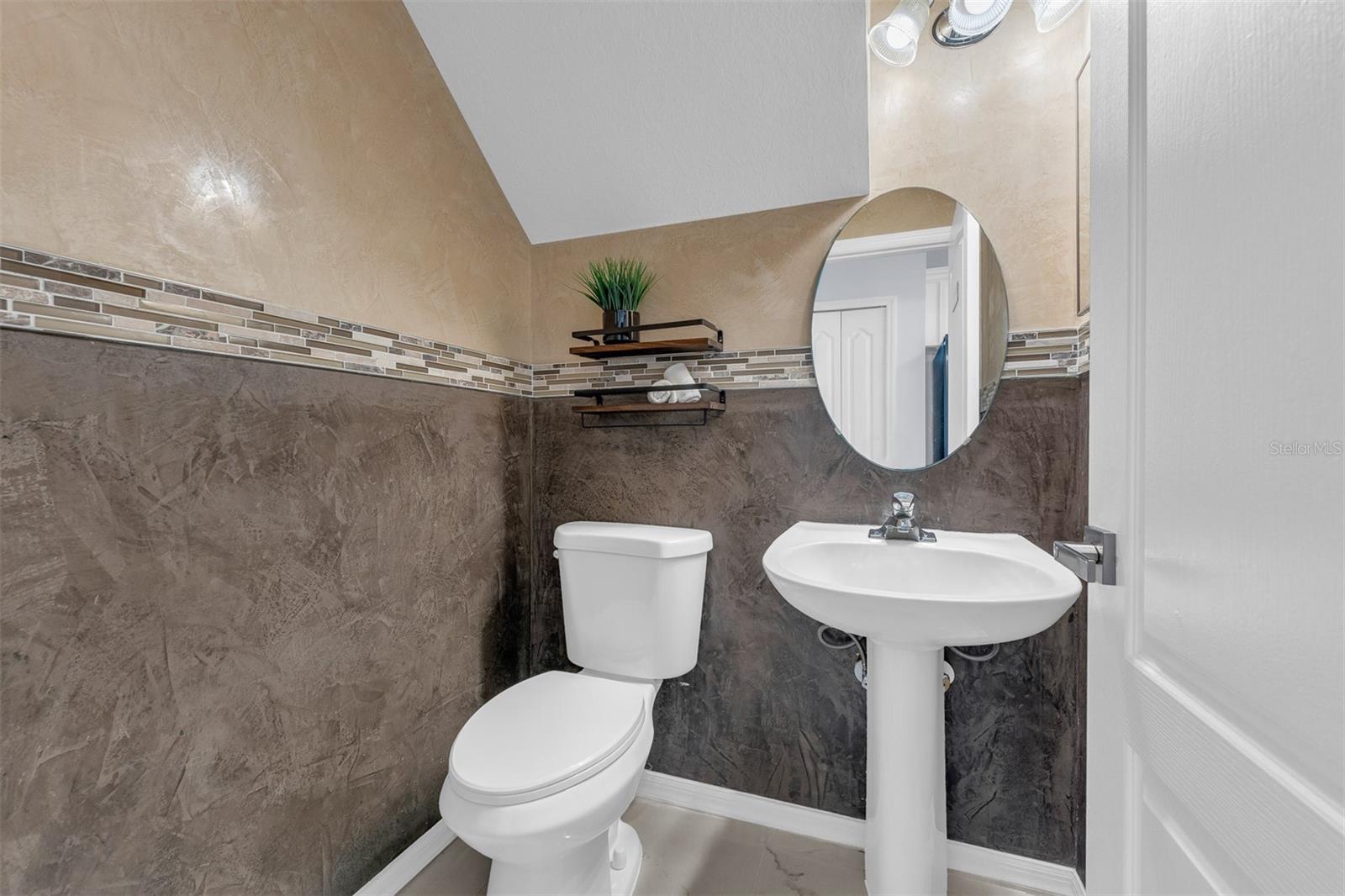 STONEYBROOK - Residential