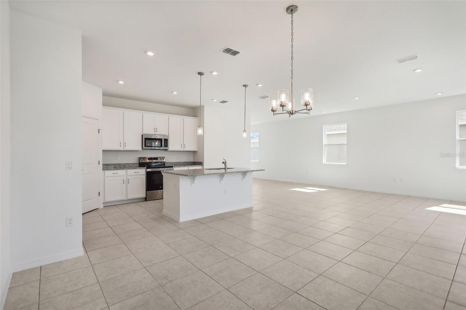 625 POLLER WAY