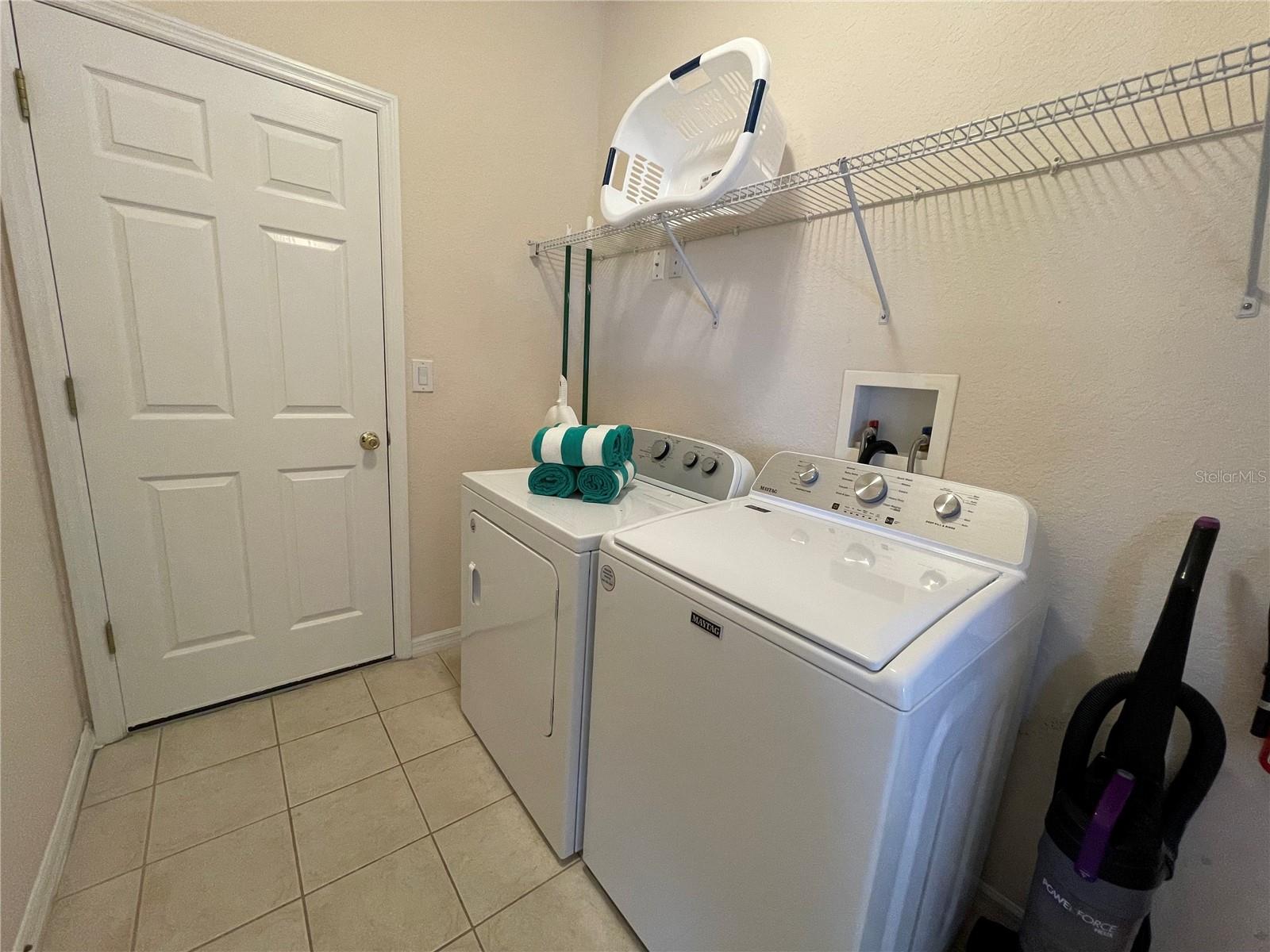 HIGH GROVE UNIT 02 - Residential