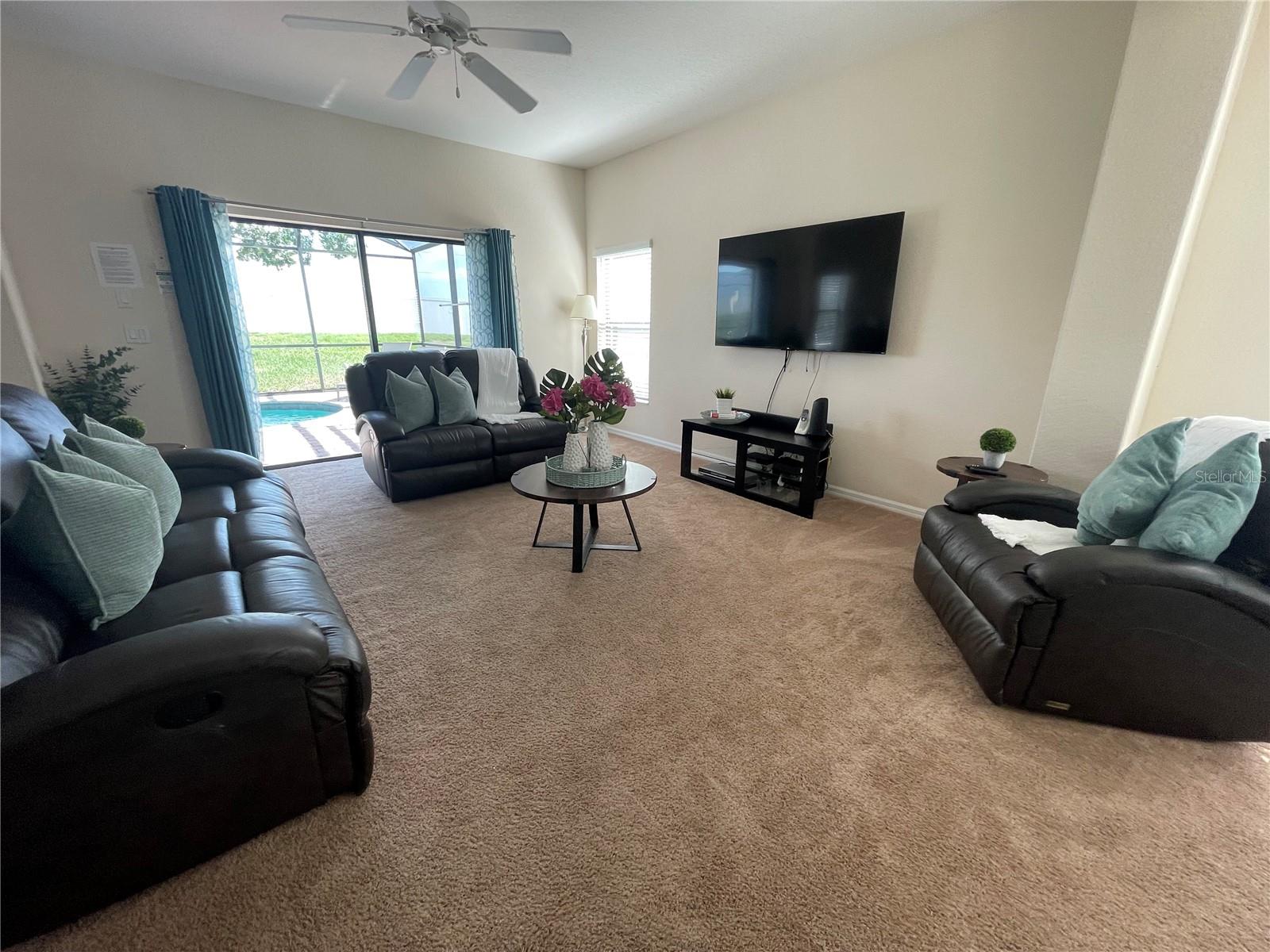 HIGH GROVE UNIT 02 - Residential