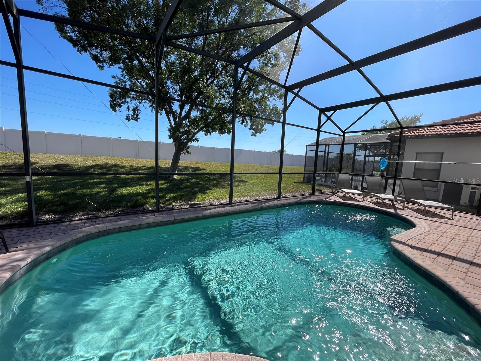 HIGH GROVE UNIT 02 - Residential