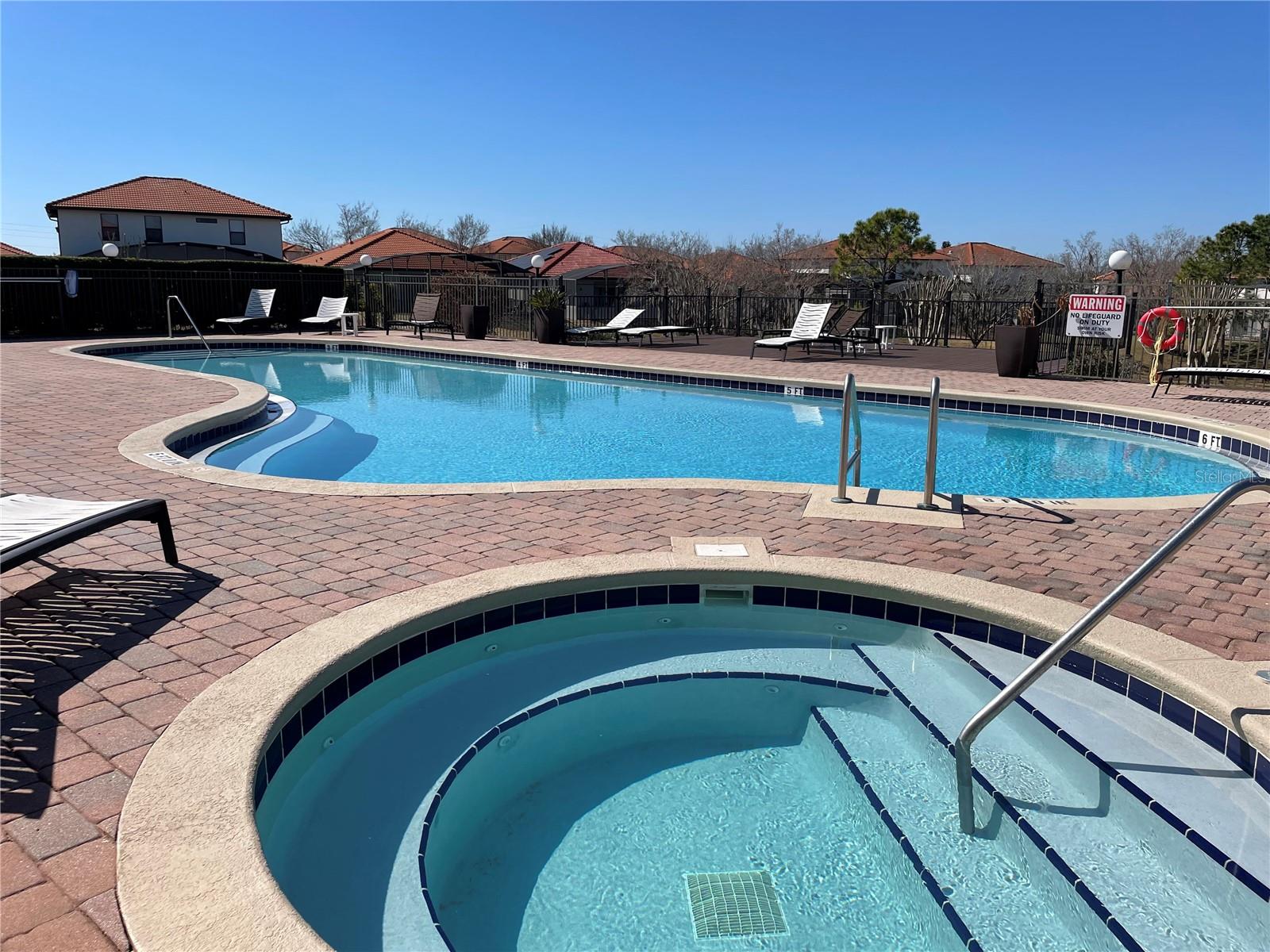 HIGH GROVE UNIT 02 - Residential