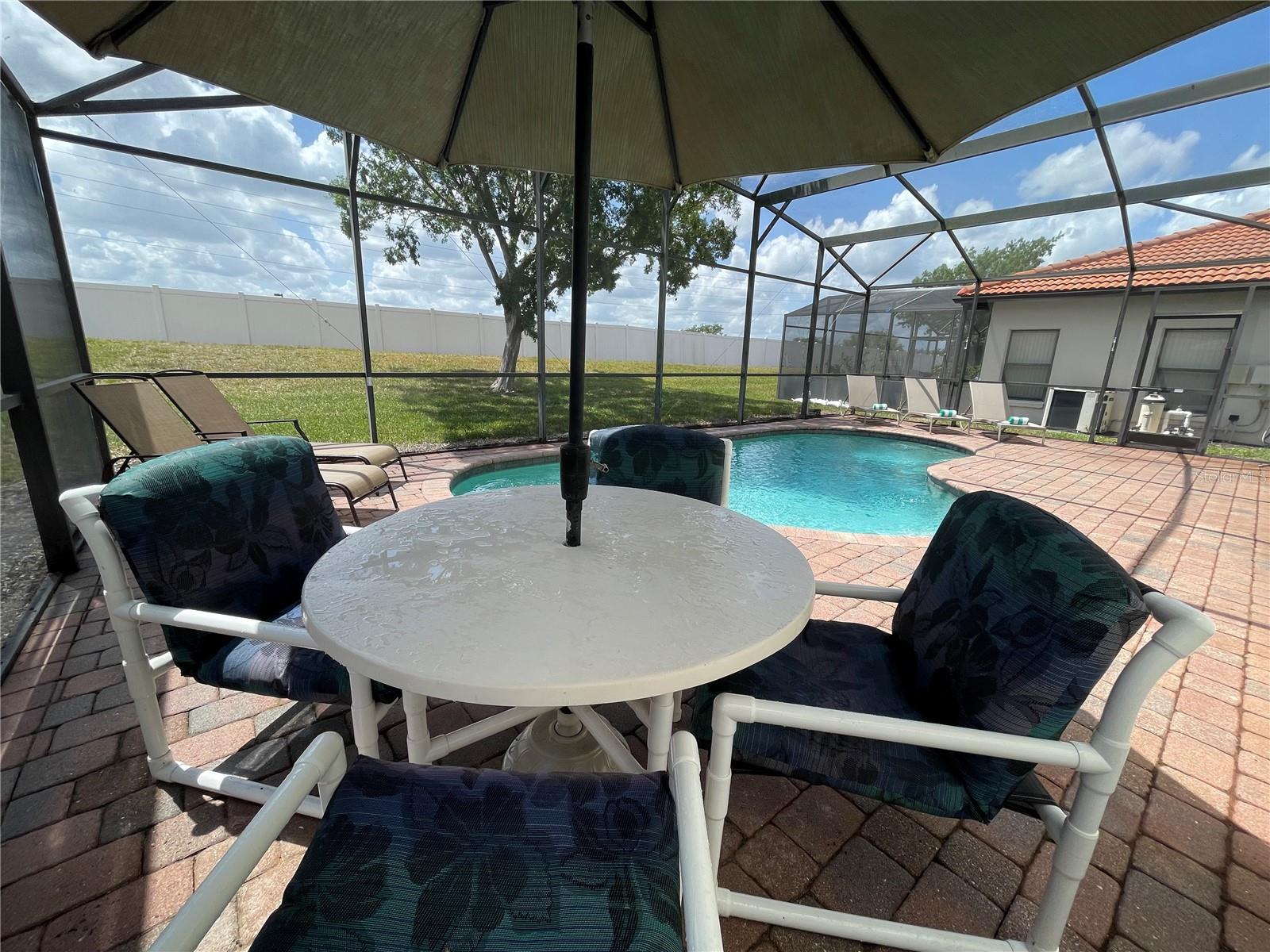 HIGH GROVE UNIT 02 - Residential