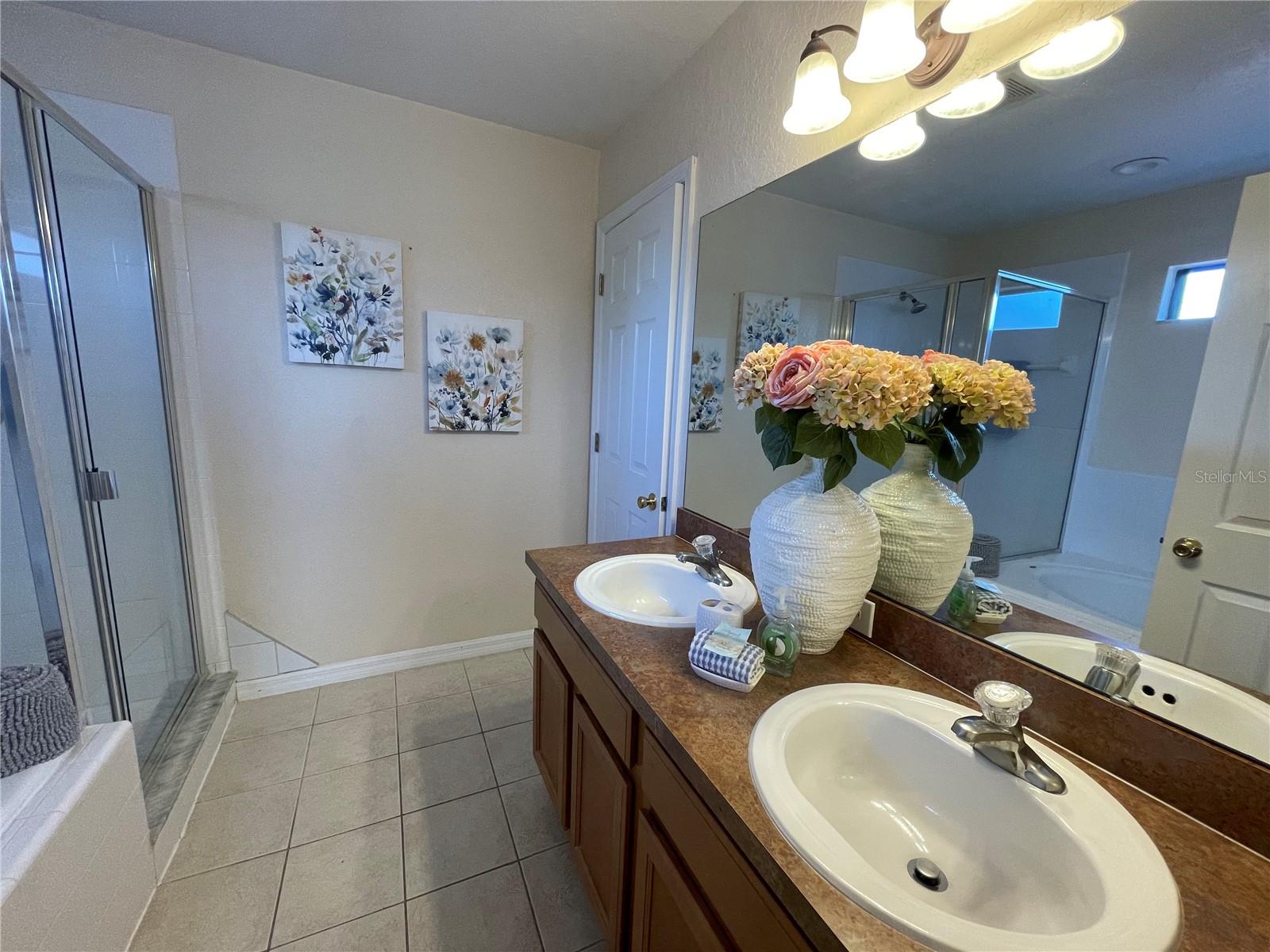 HIGH GROVE UNIT 02 - Residential