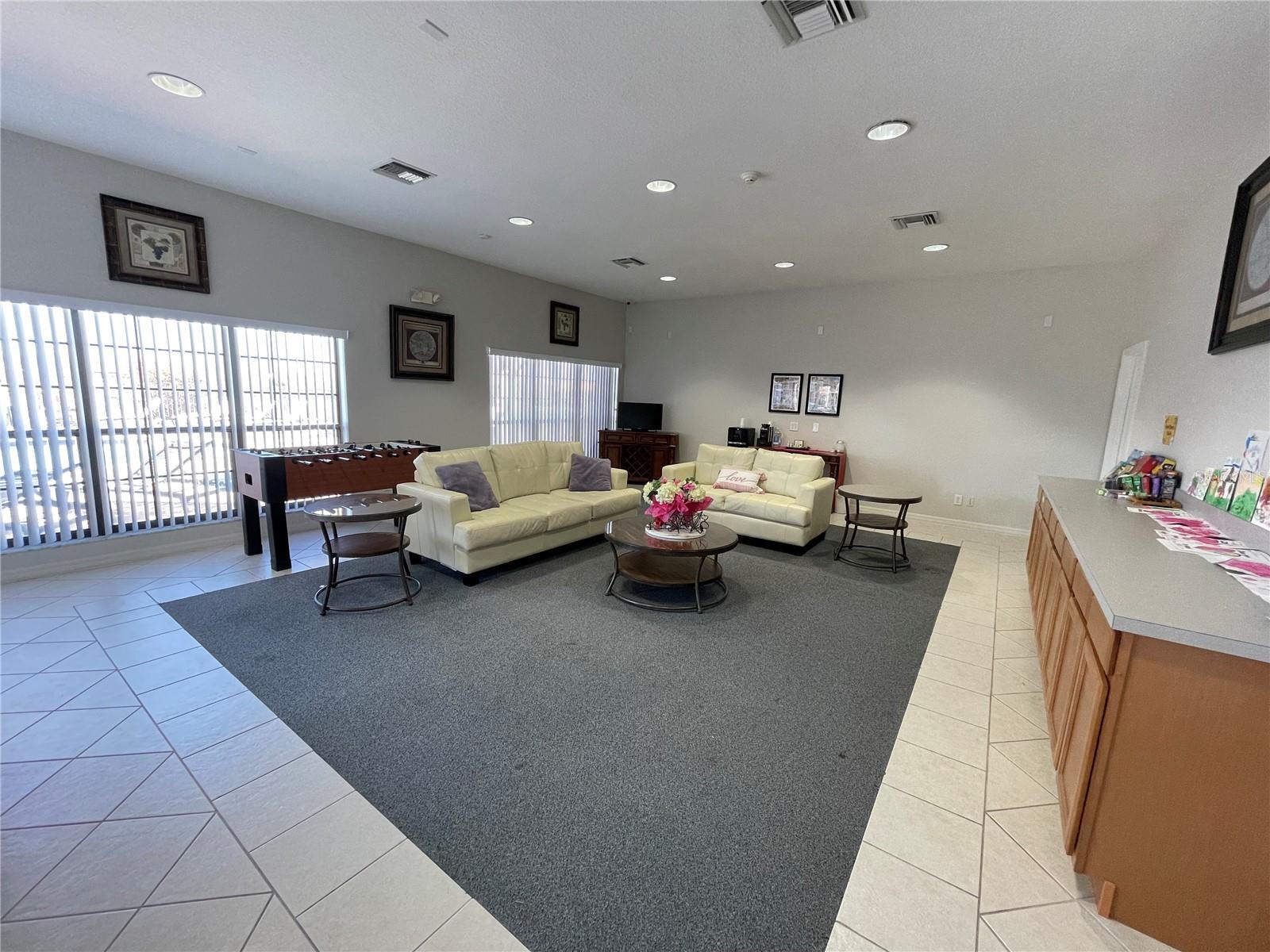 HIGH GROVE UNIT 02 - Residential