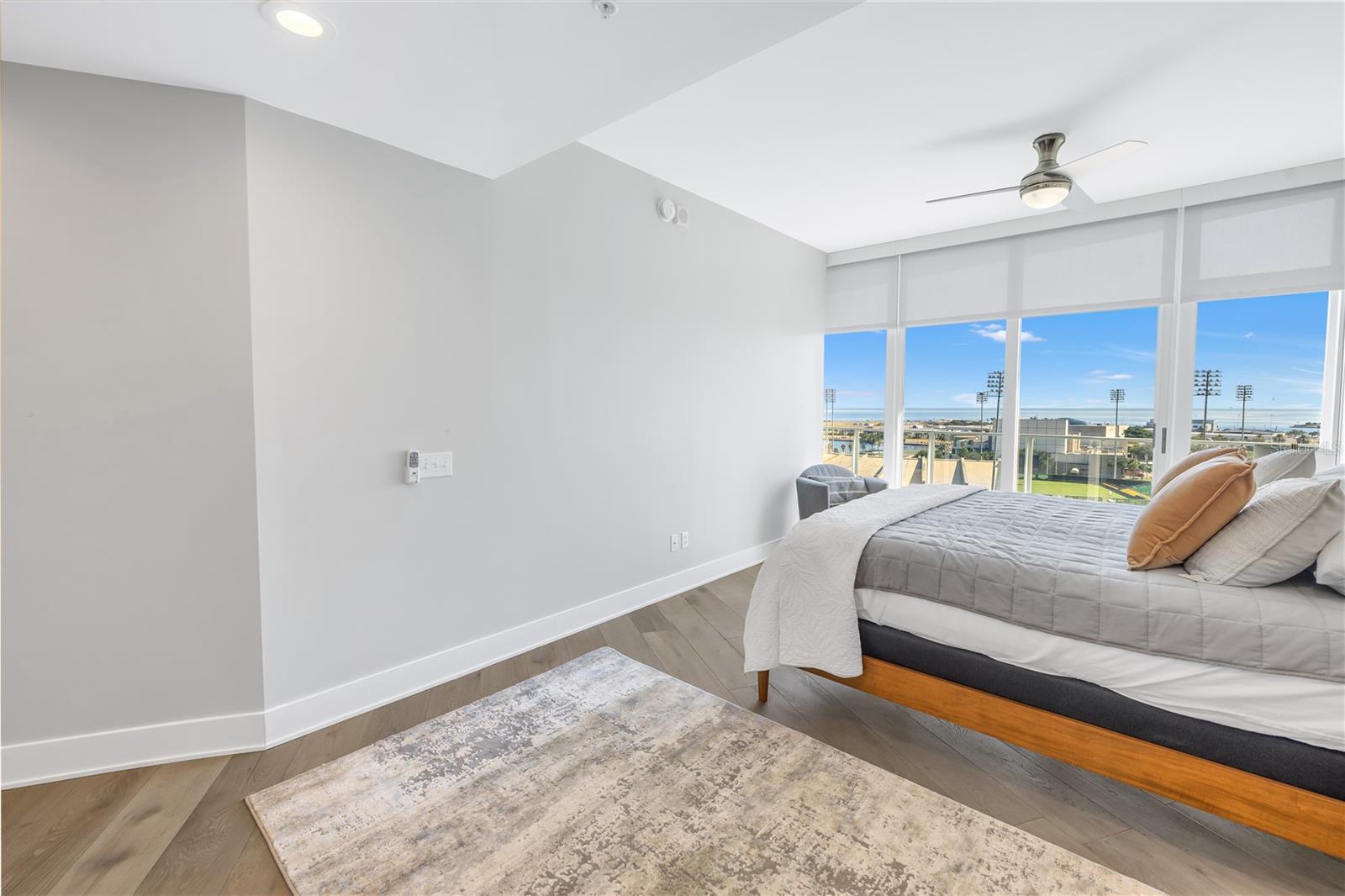 SIGNATURE PLACE CONDO - Residential