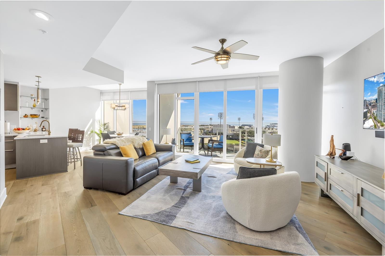 SIGNATURE PLACE CONDO - Residential