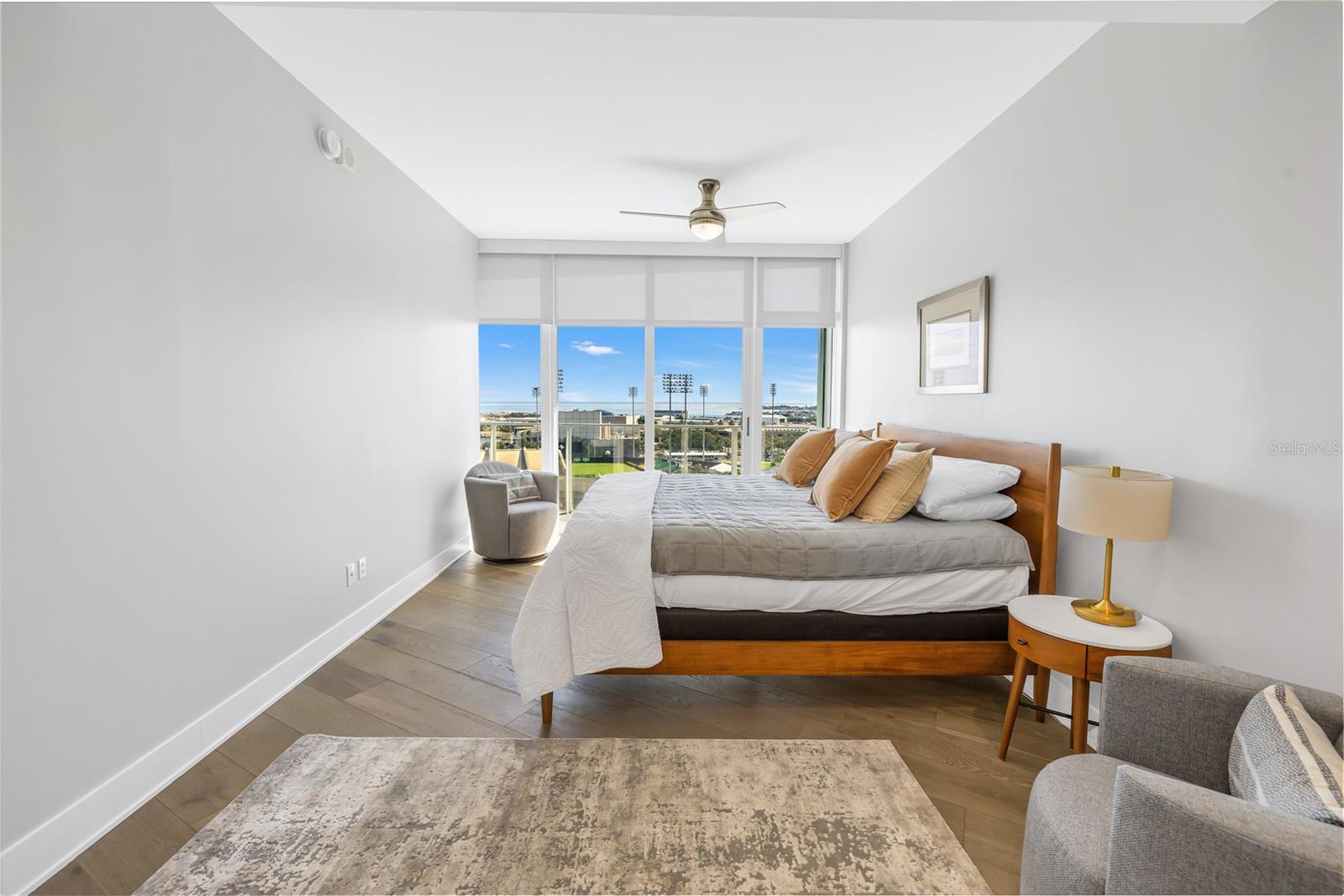 SIGNATURE PLACE CONDO - Residential