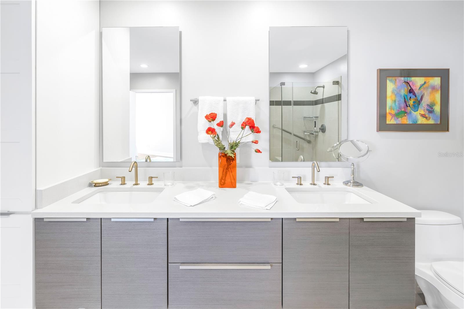 SIGNATURE PLACE CONDO - Residential