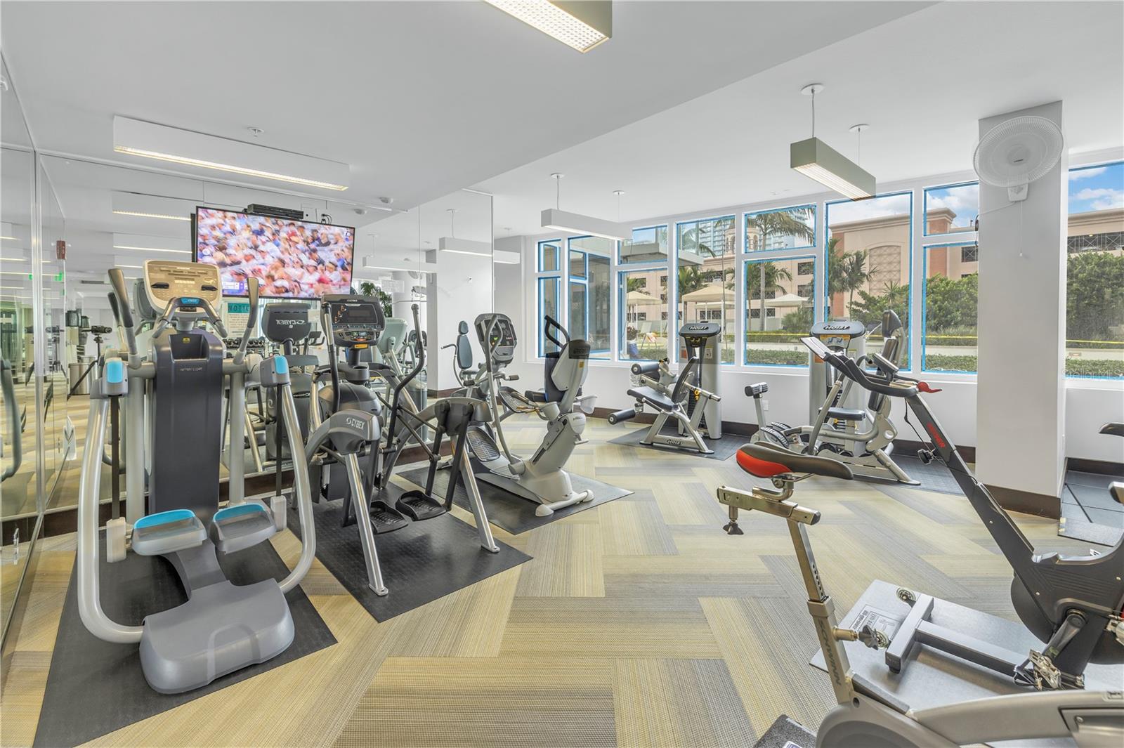 SIGNATURE PLACE CONDO - Residential