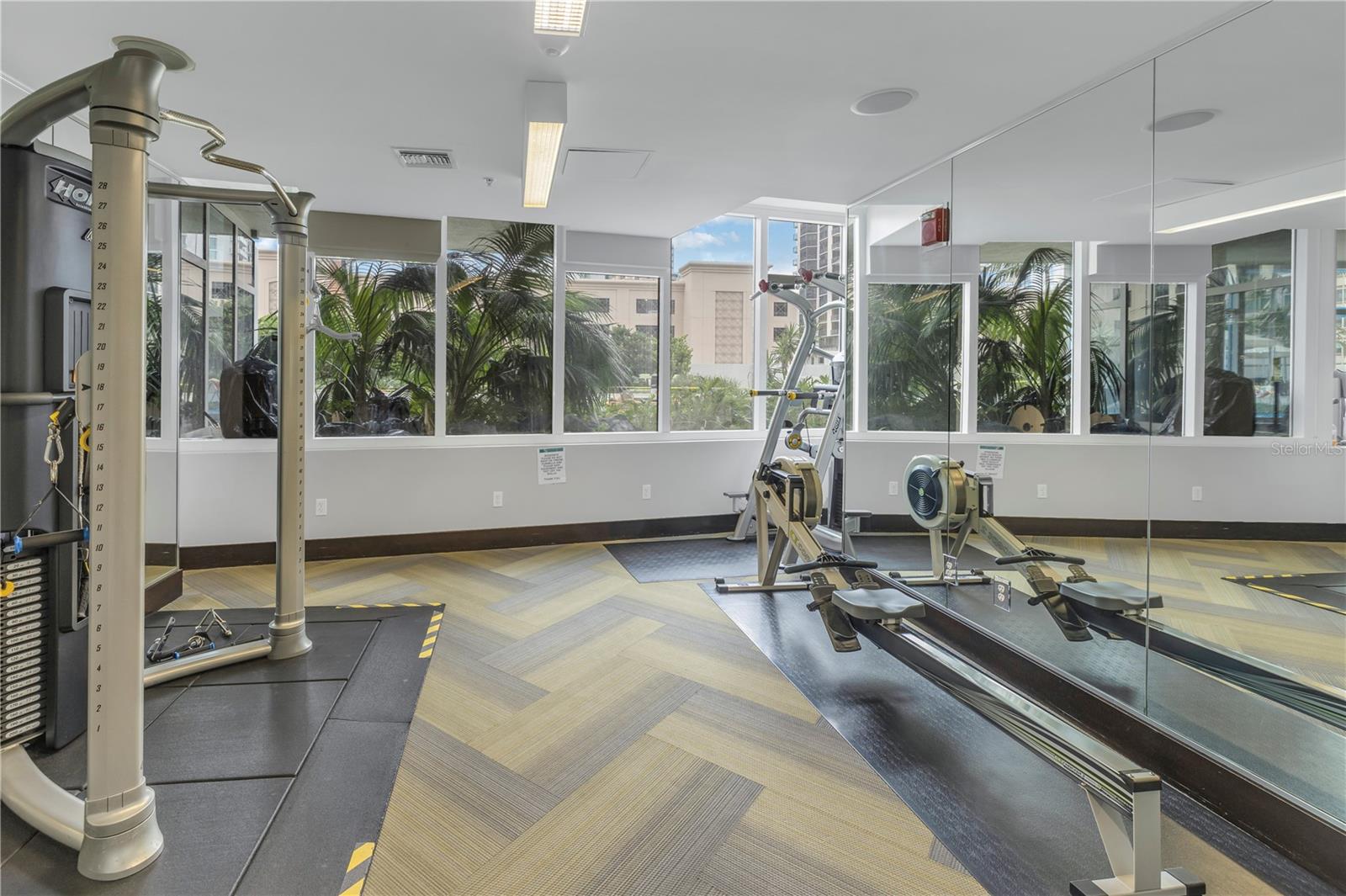 SIGNATURE PLACE CONDO - Residential