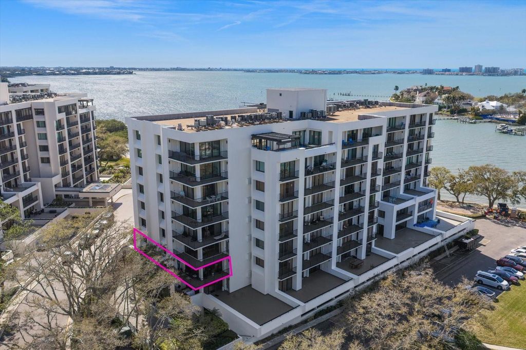 Photo of 8 Belleview Boulevard #203, Belleair, FL 33756 (MLS # TB8481965)