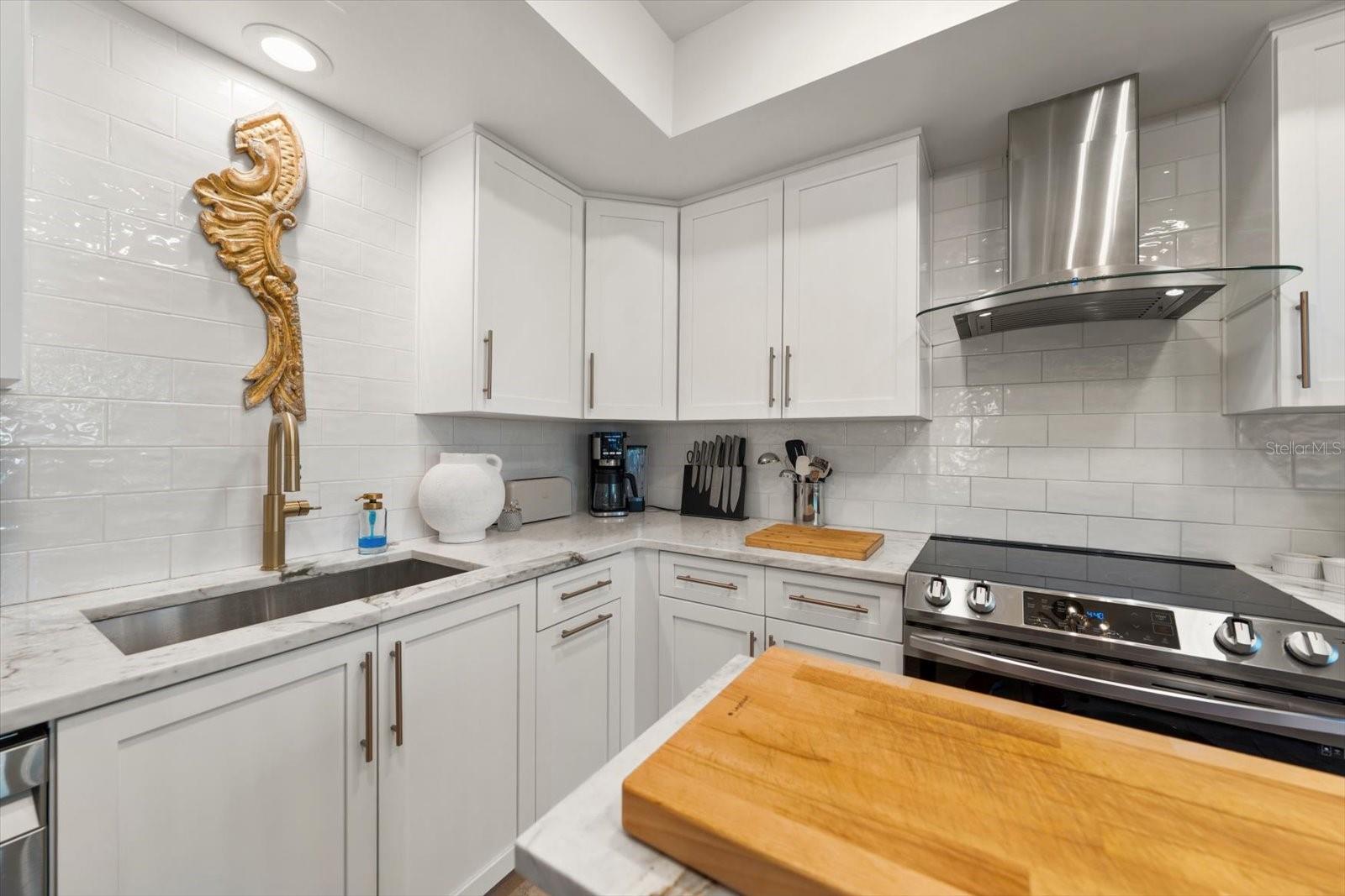 BELLEVIEW BILTMORE VILLAS S GARDEN 8 - Residential