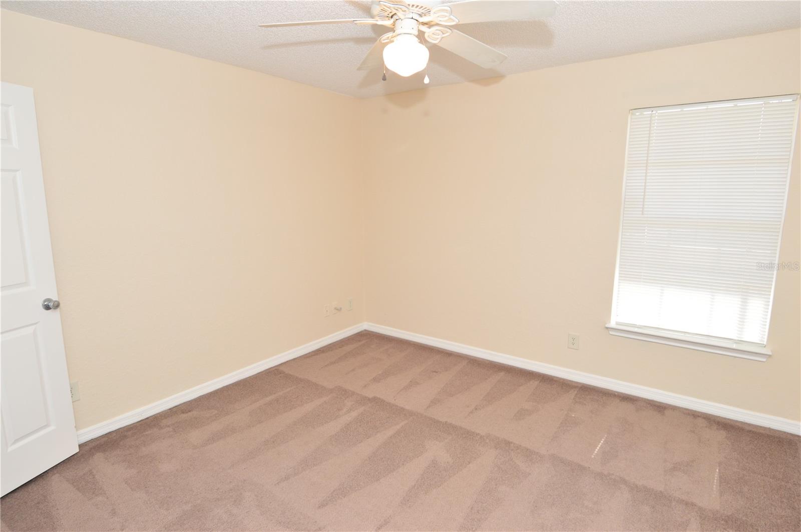 VANTAGE POINT CONDO - Residential Lease