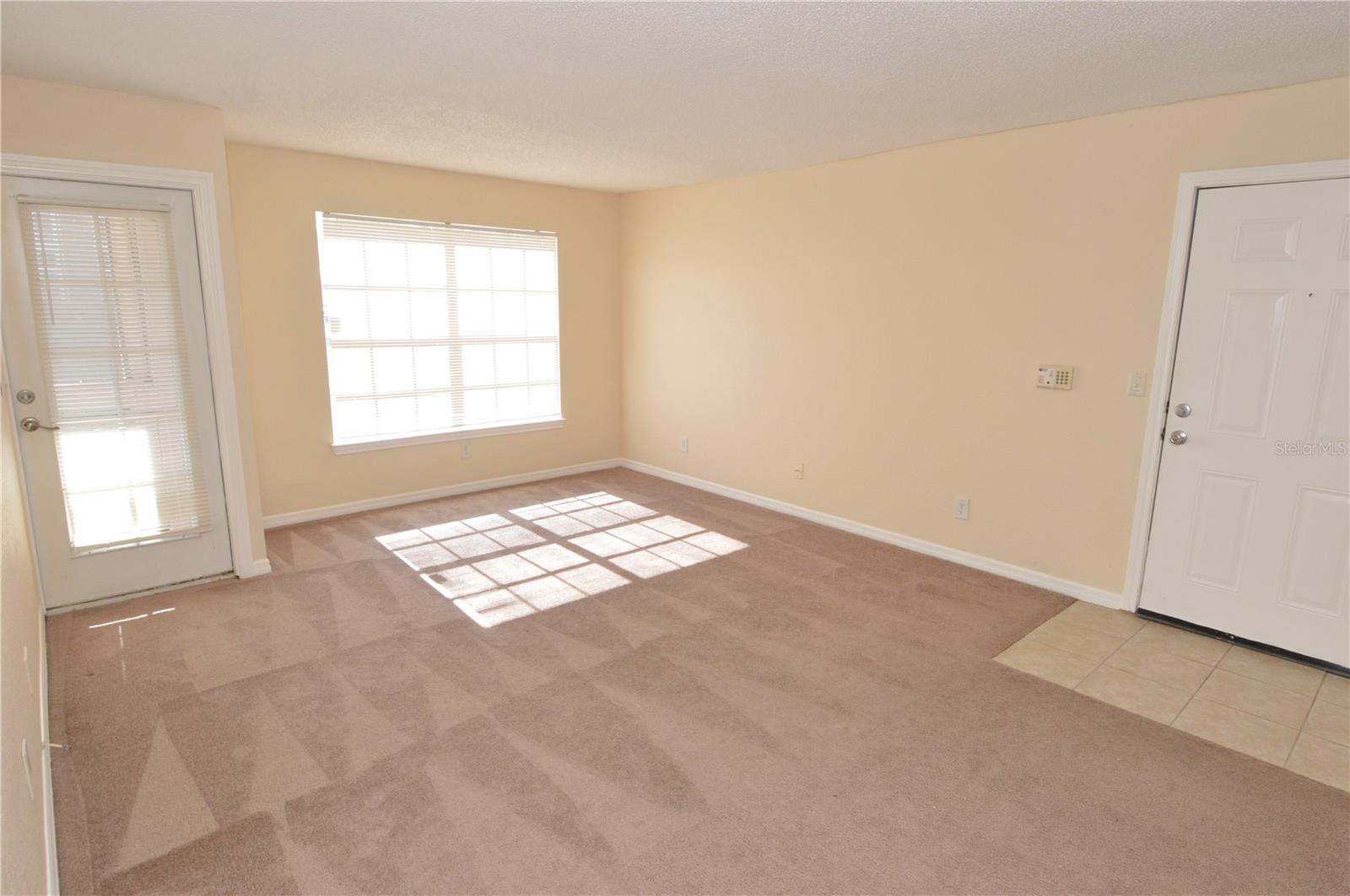 VANTAGE POINT CONDO - Residential Lease