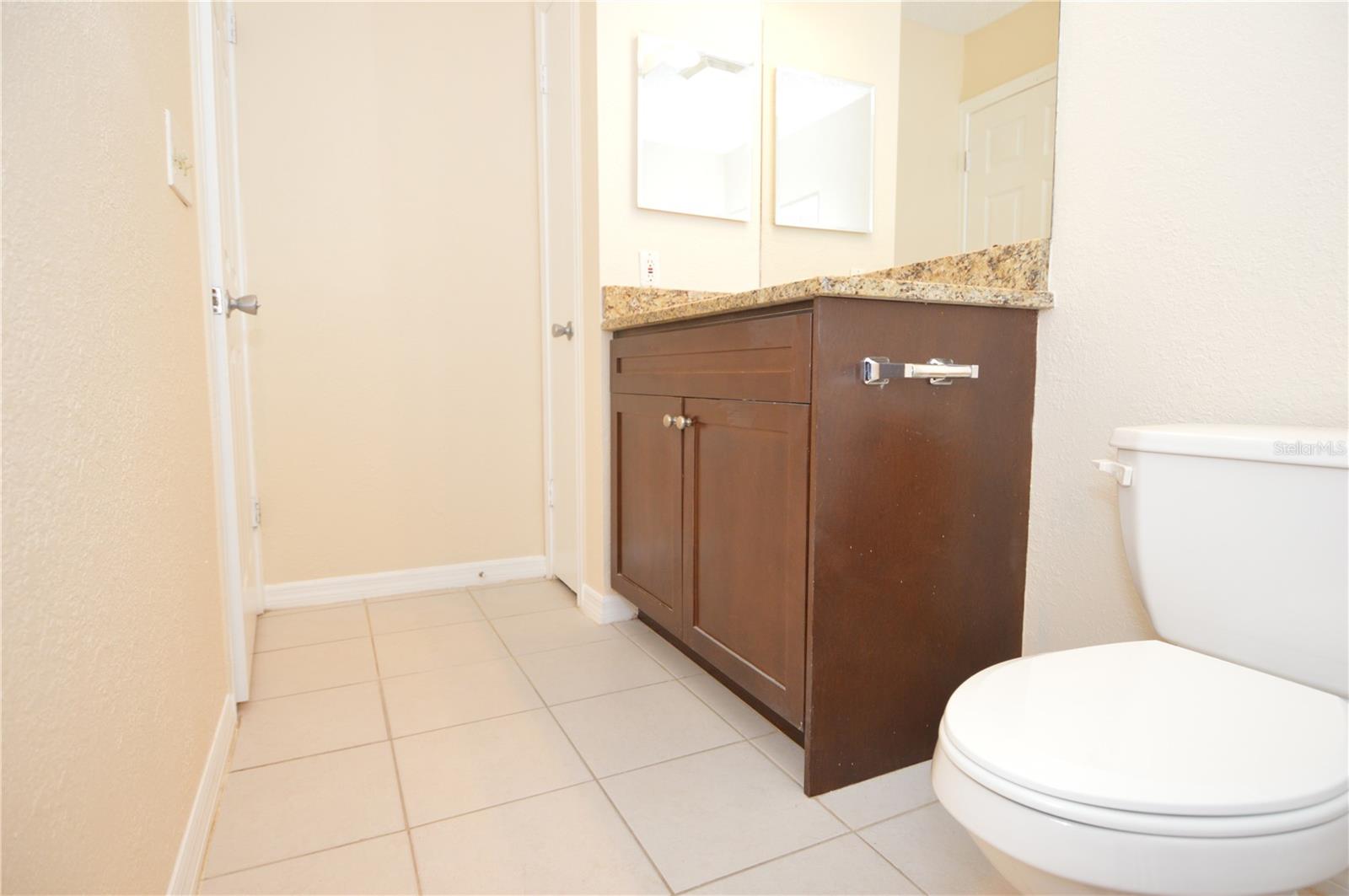 VANTAGE POINT CONDO - Residential Lease