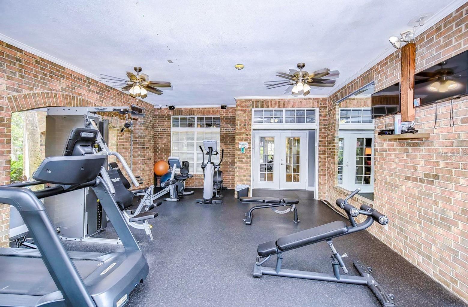 VANTAGE POINT CONDO - Residential Lease