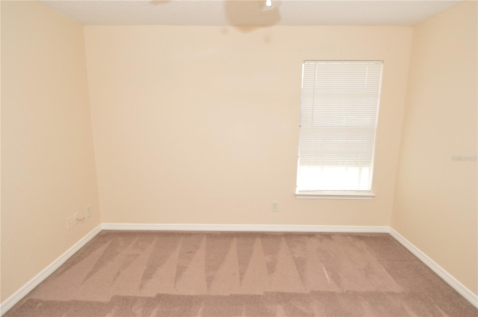 VANTAGE POINT CONDO - Residential Lease