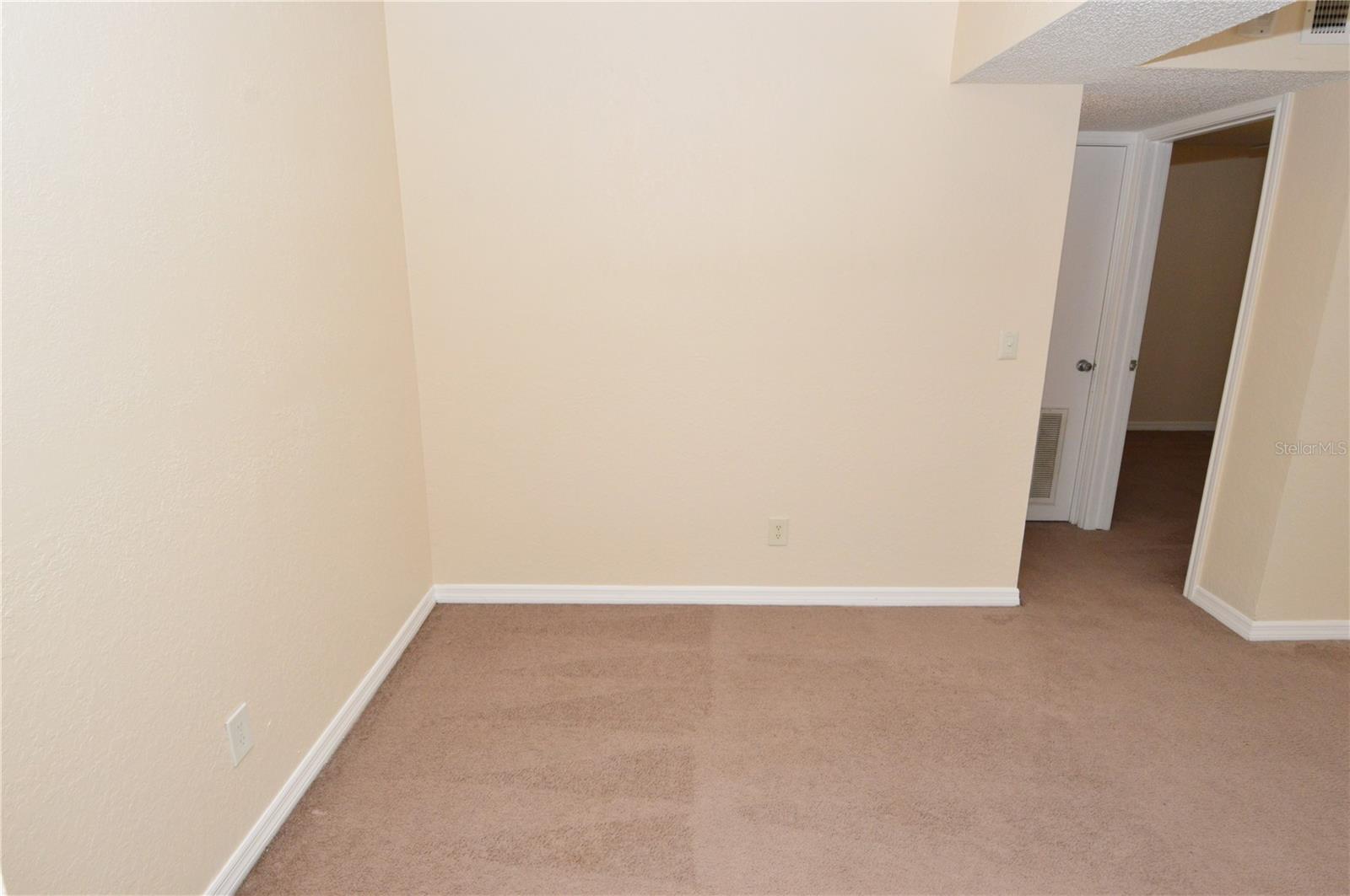 VANTAGE POINT CONDO - Residential Lease