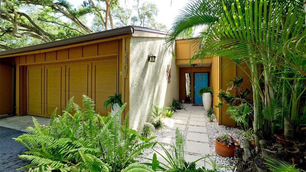 Photo of 2407 Quail Court, Bradenton, FL 34209 (MLS # A4697532)