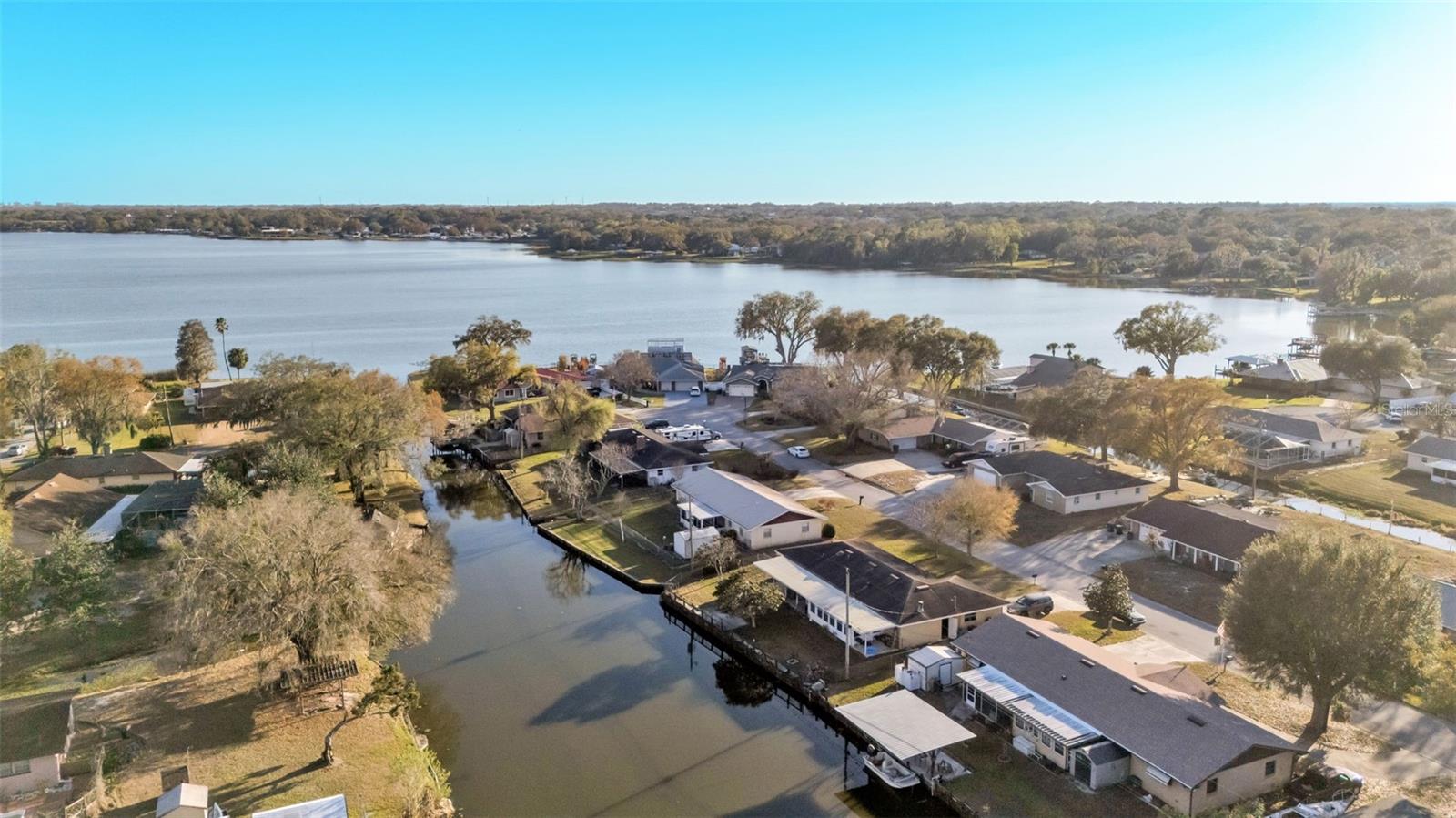 LAKE GIBSON SHORES - Residential