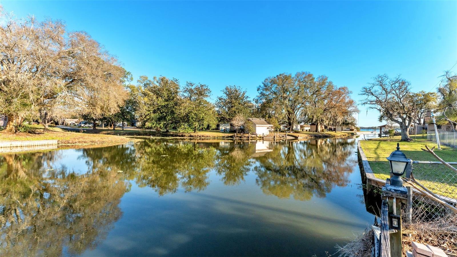 LAKE GIBSON SHORES - Residential
