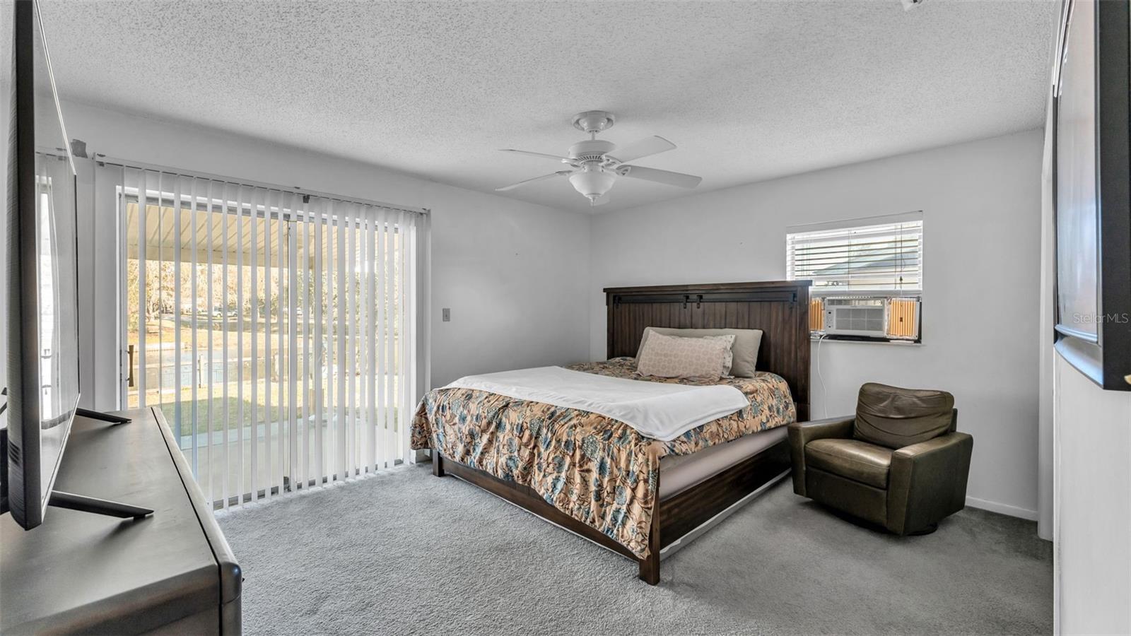 LAKE GIBSON SHORES - Residential