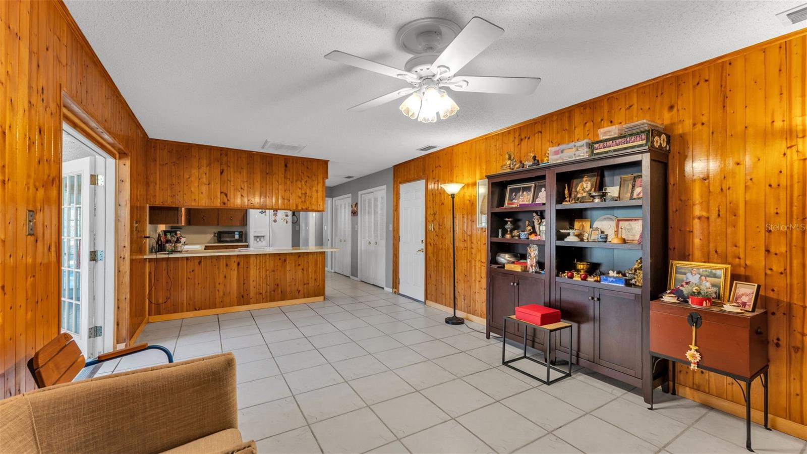 LAKE GIBSON SHORES - Residential