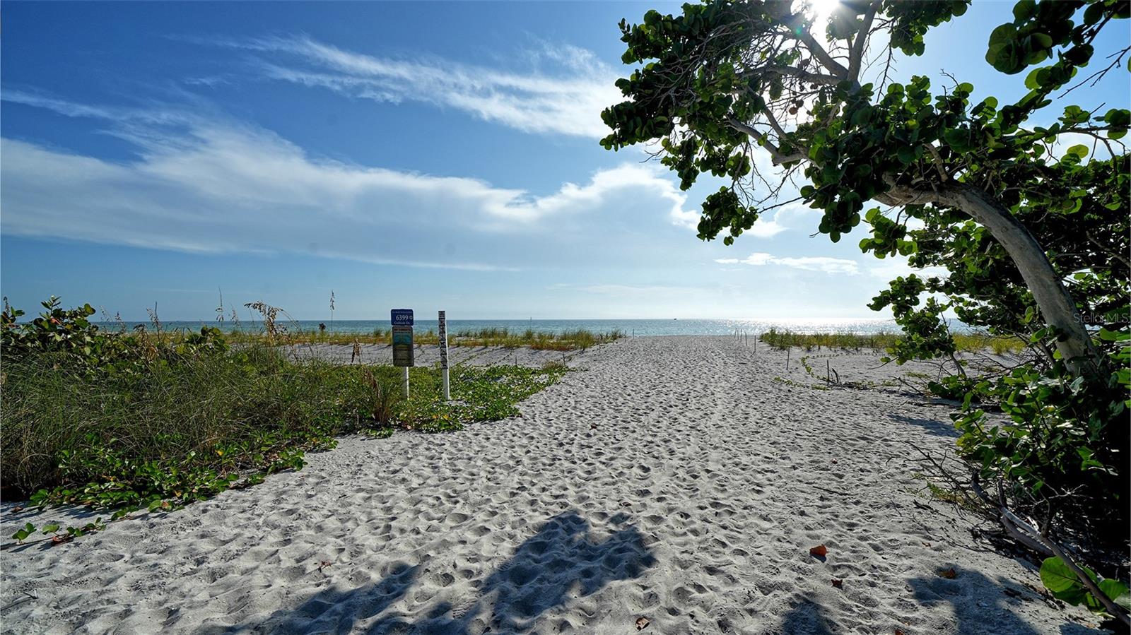 SLEEPY LAGOON - Residential